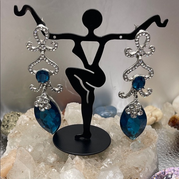 Jewelry - 3.15.26-60 Elegant Silver & Teal Crystal Post Earrings
